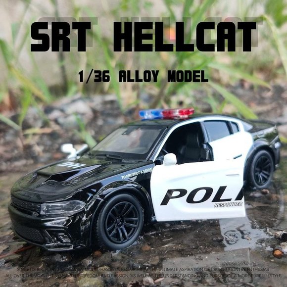 1/36 Scale SRT Hellcat Car Model Diecast Toy - Picture 2 of 7